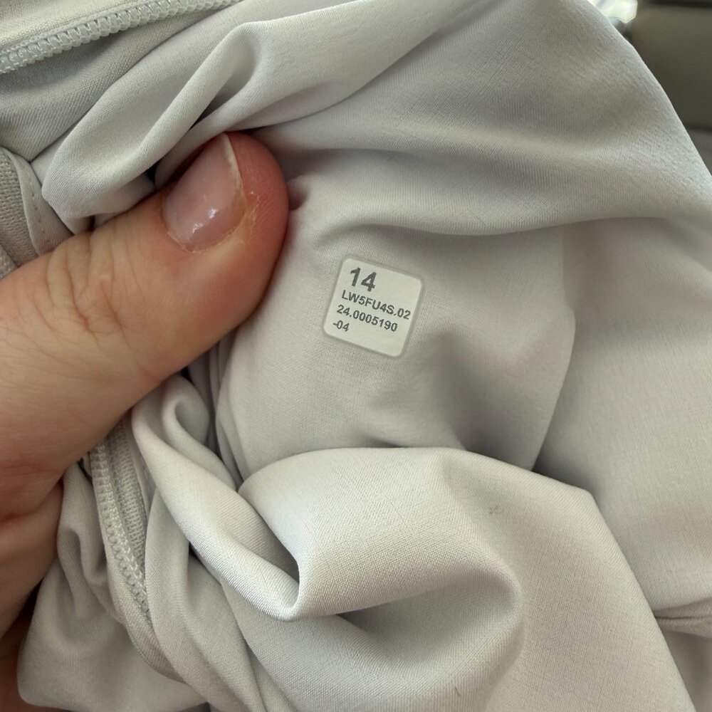 Lululemon Swift Mid Rise Wide Leg Pants | Size 14 - Picture 8 of 15